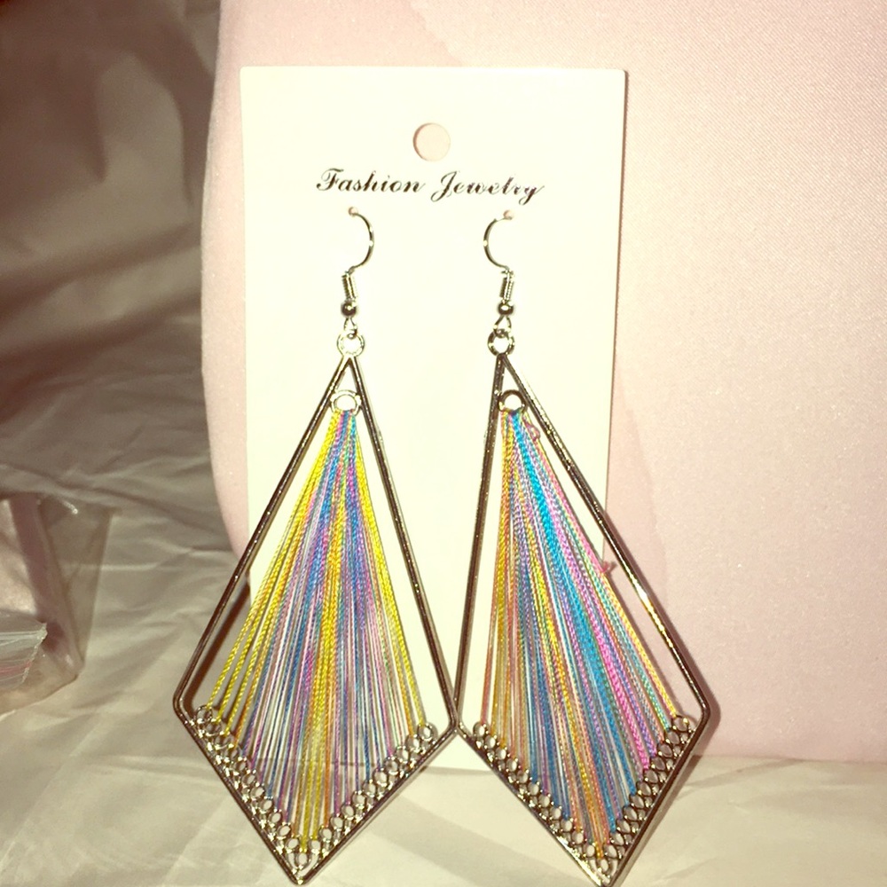 Earrings mult-color pretty
